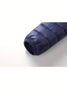 Veste matelassée légère unisexe, chaude et confortable, avec fermeture éclair, coupe décontractée pour tous les jours, idéale pour les voyages - Product Image 4