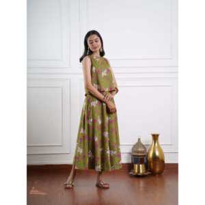 Ensemble jupe et haut The Quince Life Pichwai taille XS vert olive - Product Image 3