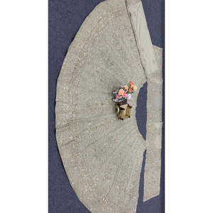 Hermosa ropa de fiesta de noche Lehenga Choli con intrincado trabajo de lentejuelas - Product Image 6