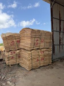 Chapa de Madera de Caucho Cortada Rotacionalmente, Duradera y Ecológica, 5-10% de Humedad, 1270x640mm, para Fabricación de Muebles y Tableros de Contrachapado - Product Image 6