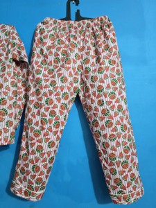 Ensemble de pyjama deux pièces pour femmes, taille plus, en coton biologique, imprimé fruits, col en V, manches longues, vêtements de nuit écologiques, doux et respirants - Product Image 5