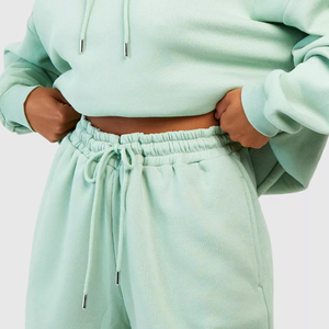 Sweat-shirt à capuche vert menthe pour femme, manches longues, coupe ample, couleur unie, décontracté, avec cordon de serrage, ensemble avec short assorti - Product Image 5