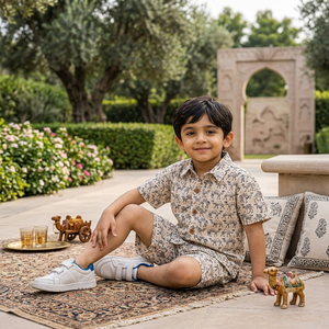 Conjunto de 2 piezas hecho a mano para niños pequeños, camiseta y pantalones cortos, 100% algodón, con un hermoso estampado de camellos, ideal para uso diario y fiestas. - Product Image 2