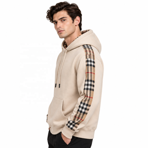 Sweat-shirt à capuche en jersey épais beige doublé, imprimé, avec empiècements à carreaux sur les manches, poche avant, style décontracté pour l'automne - Product Image 2