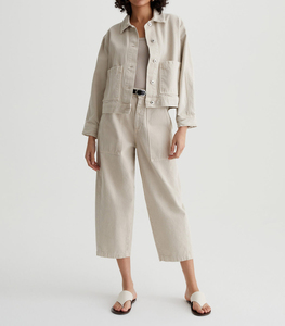 Modern Women <b>Denim</b> <b>Jacket</b> Best Selling Comfortable Streetwear <b>Denim</b> Apparel with OEM Size Private Label Supplier Services - Product Image 5