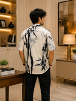 Kemeja Pria Lengan Pendek Katun Motif Daun Bambu Kerah Turun Kancing Depan Warna Putih Santai Kasual Mewah