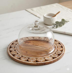 Support à gâteau en résine au design tendance avec couvercle en fer, fait main, de forme ronde, pour la décoration et la pâtisserie - Product Image 1