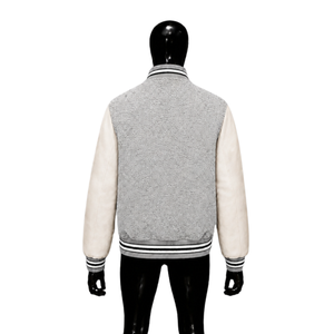 Chaqueta Varsity Urbana Premium Gris con Botones a Presión, Chaqueta Letterman de Lana Suave, Corte Cómodo, Mezcla de Algodón, Corte Regular - Product Image 2