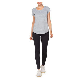 Vente directe usine – T-shirts de sublimation pour femmes, coupe ample, écologiques, personnalisables, col ajusté, vêtements de fitness respirants et à séchage rapide - Product Image 2