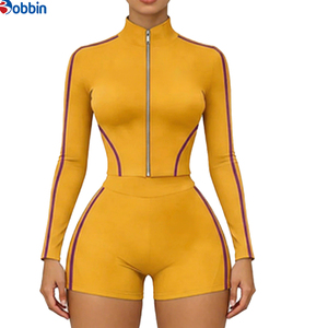 Conjunto Deportivo de 2 Piezas para Mujer, Estilo Hip Hop, Verano, Top de Manga Larga con Cierre, Pantalones Cortos, Color Sólido, Ajuste Deportivo, Spandex, Poliéster, Transpirable - Product Image 4