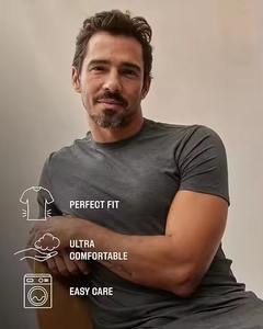 Camiseta de Verano para Hombre de Alta Calidad con Logotipo Personalizado al por Mayor - Product Image 4