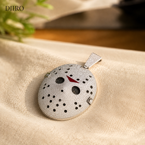GRA-Zertifizierter Unisex Jason Voorhees Charakter-Anhänger VVS1 Moissanit 925 Sterling Silber Hip-Hop Schmuck - Product Image 1