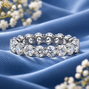 Bague éternelle en diamant de laboratoire DEF taille brillant |   Bague de mariage en or massif 9K 14K 18K à griffes partagées, bijoux fins de luxe à superposer - Product Image 2