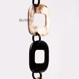 Collier chaîne géométrique en corne de buffle, bijoux de style urbain moderne pour femmes, ornement artisanal écologique, vente en gros - Product Image 2