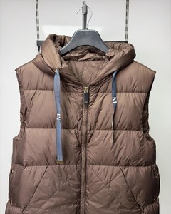 Gilet matelassé unisexe d'extérieur, veste sans manches chaude pour l'hiver, gilet léger rembourré, vente en gros - Product Image 4