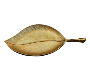 Bandejas para servir de metal con diseño de hojas más vendidas con mango de latón para artículos de cena de hotel Diseño especial disponible a bajo precio - Product Image 1