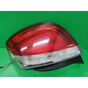 Luz Trasera Derecha Usada MKS AA5313404AC - Product Image 1