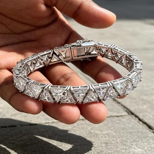 Pulsera de tenis triangular de 9 mm de excelente calidad para hombre, con circonitas cúbicas (CZ) engastadas, estilo hip hop, joyería llamativa y voluminosa para streetwear. - Product Image 4