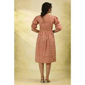 Vestido Midi Estampado 100% Algodón Ecológico para Mujer, Color Durazno, con Botones al Frente, Mangas Abullonadas, Cintura Natural, Ligero, para Verano - Product Image 6