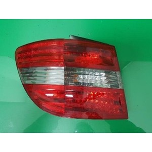 Luz Trasera Izquierda Usada Clase B A1698202564 - Product Image 1
