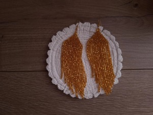 Boucles d'oreilles perlées en stock, prêtes à être expédiées, finition unie, vente en gros directe usine, personnalisables - Product Image 6
