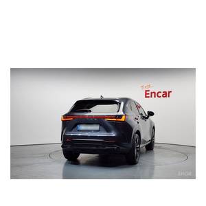 Lexus NX Premium 2024 con Cámara Trasera, Asientos de Cuero, Volante a la Izquierda - 41,194 km - Product Image 4