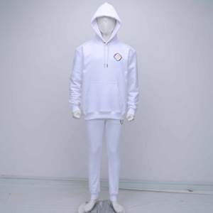 Chándal con capucha para hombre de primera calidad con logotipo personalizado, fabricado en algodón blanco con logotipo bordado en el pecho. - Product Image 1