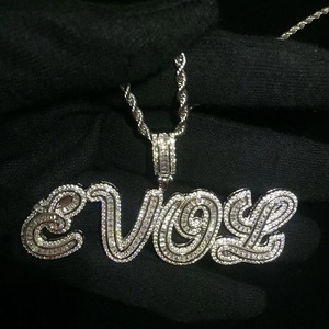 Colgante Personalizado con Nombre en Plata Bañada en Oro, Letra Personalizada, Corazón, Estilo Hip Hop, Diamantes Moissanite VVS, para Hombre - Product Image 1