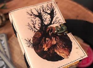 Diario Ecológico Hecho a Mano de Cuero Genuino, Diario con Estampado, Cuaderno de Cuero en Blanco para Artistas, Escritores y Viajeros - Product Image 5