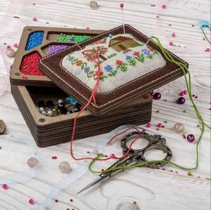 Compact Handmade Beaded Jewelry Case for <b>Vanity</b> Use - Product Image 3