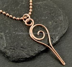 Collar Largo de Cobre con Forma de Lágrima |   Colgante |   Collar en Espiral - Product Image 3