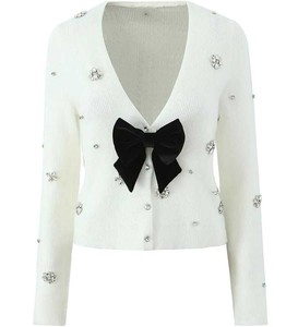 Cardigan élégant respirant pour homme, orné de perles, col en V, tricoté, boutonné sur le devant, motif losanges, idéal pour les soirées - Product Image 1