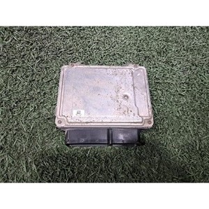 Para ECUs y Módulos de Computadora Usados 03G906021NK para B6/Variant B6 en Excelente Estado - Product Image 5