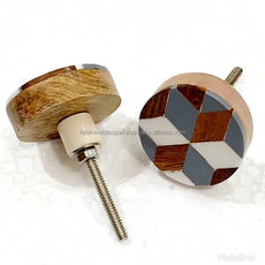 Perillas de muebles de diseñador con latón de madera y artesanía de nácar hecha a mano gran oferta perillas de fregona de cajón con incrustaciones de concha FWE - Product Image 1