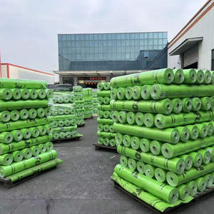 Membrane respirante ignifuge de classe E pour toiture et mur / Revêtement respirant pour bâtiment à trois couches - Product Image 1