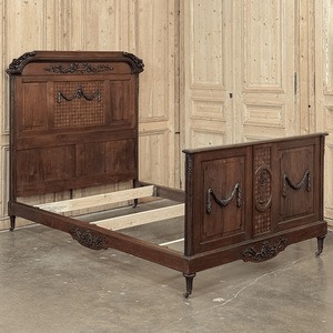 Ensemble de meubles de chambre à coucher de luxe en teck massif, style Louis XVI français antique, avec lit king-size sculpté, tête et pied de lit, pour suite principale de villa - Product Image 2