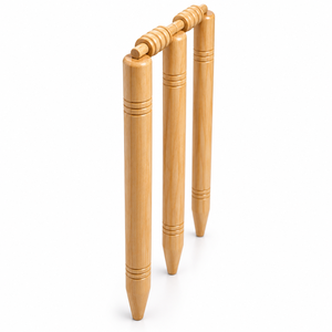 Stumps de Cricket de Madera con Logotipo Personalizado y Bails para Clubes de Cricket, Escuelas, Centros de Entrenamiento y Minoristas de Equipamiento Deportivo - Product Image 1