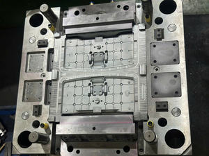 Moule d'injection plastique haute précision sur mesure pour produits ménagers et industriels. - Product Image 3