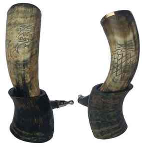 Cuerno Vikingo para Beber de Alta Calidad y Duradero con Soporte, Tallado con Motivos de Animales/Amor, Artesanía Natural para Decoración de Bodas y Hogar - Product Image 4