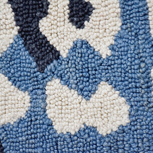 DECORDEC Tapis géométrique en laine écologique bleu indigo ivoire fait main antidérapant contemporain pour salon et chambre - Product Image 4