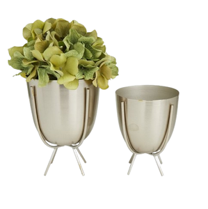 Gold <b>Planter</b> Iron Stand Garden Decor Pots Handcrafted Custom Shape Metal <b>Planters</b> Popular Design Brass <b>Planter</b> - Product Image 3