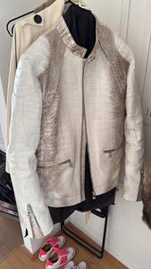 แจ็คเก็ตหนังลายหนังจระเข้สำหรับผู้ชาย รุ่นใหม่ ฤดูหนาว ผ้าแคนวาส ลดราคา - Product Image 2