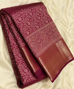 Sari de seda verde claro listo para enviar, vestido tradicional indio estilo Banarasi, sari drapeado con borde estampado para ceremonias. - Product Image 4
