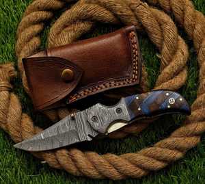 Cuchillo Plegable de Damasco Forjado a Mano Personalizado con Mosaico y Mango de Madera Exótica - Bolster de Damasco: Arte Exquisito - Product Image 2