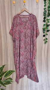 Robe Kaftan en Soie Imprimée Florale Grande Taille pour Femme, Coupe Ample Longue, Style Bohème Décontracté, Cache-Maillot de Plage, Col en V, Manches Courtes, à Pompons - Product Image 4