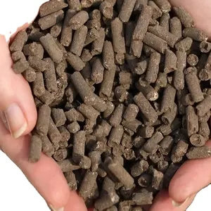 Konsentrat compost cacing merah untuk pelet nutrisi lepas lambat meningkatkan struktur tanah merangsang akar tanaman