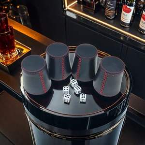 Copa de Dados Profesional de Cuero Genuino de Lujo Hecha a Mano con Forro de Fieltro Personalizado para Juegos de DND, RPG, Yahtzee y Ludo con 4 Dados - Product Image 3