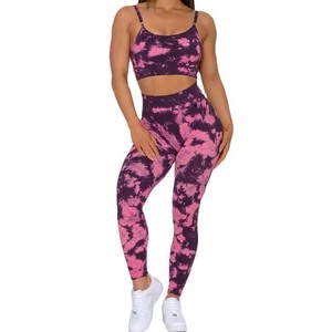 Ensemble de yoga 2 pièces : Crop top tie-dye à bretelles spaghetti et leggings taille haute longueur intégrale, extensible dans les quatre sens, en Spandex et Polyester - Product Image 3
