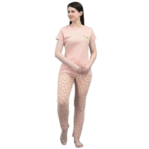 ชุดนอนผู้หญิงแบบสวมใส่สบาย น้ำหนักเบา นุ่มสบาย เหมาะสำหรับพักผ่อน - Product Image 1