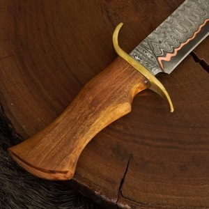 Couteau Bowie en acier Damas cuivré avec manche en bois et garde-poignée en laiton pour la chasse, le camping, les activités de plein air, objet de collection, vente en gros, B2B, OEM - Product Image 2